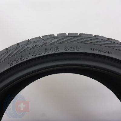 3. Opona 225/40 R18 1x YOKOHAMA 92V XL Wdrive V-902A Zimowa 2012 7mm