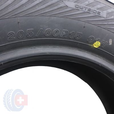 5. 4 x YOKOHAMA 205/60 R15 91H W.drive V-902A Zima 2016