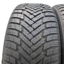 2. 2 x NOKIAN 205/45 R17 88V XL Weatherproof Wielosezon 8mm 