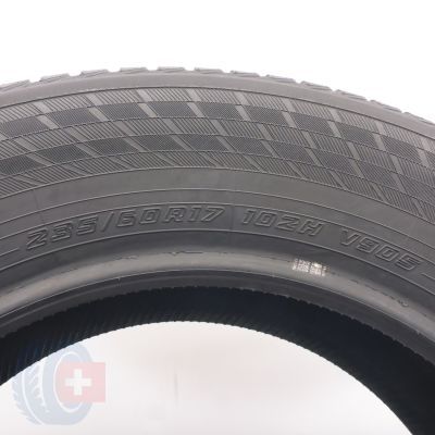 4. Opona 235/60 R17 1x YOKOHAMA 102H BluEarth Winter V905 Zimowa 2018