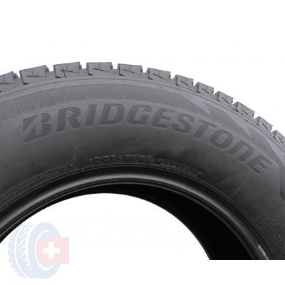 4. 4 x BRIDGESTONE 245/70 R17 110S 6-6.8mm Blizzak DM V2 zima