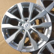 5. 4x Alufelgi 17 HYUNDAI 5x114,3 7J Et50 Kona i30 Santa Fe III / IV Tucson iX35