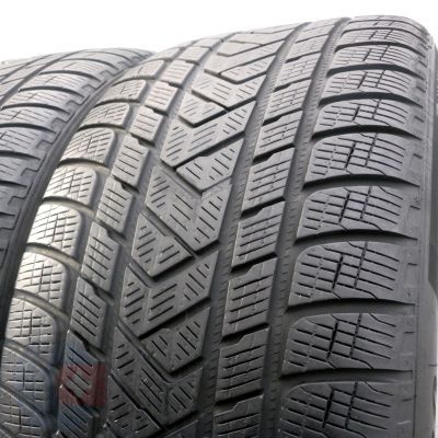3. 2 x PIRELLI 295/40 R20 106V  Winter Scorpion N0 Zima 5.5-6mm