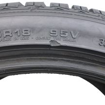 6. 1 x GOODYEAR 225/45 R18 95V XL Ultragrip 8 Zima 6.2mm