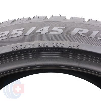 5. Opony 225/45 R19 4x PIRELLI 96V Sottozero 3 Winter RunFlat Zimowe 2018 7,2-7,5mm