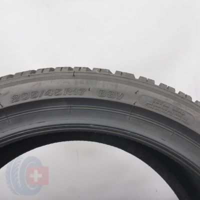 6. Opony 205/45 R17 2x BRIDGESTONE 88V XL Blizzak LM005 Zimowe 2022