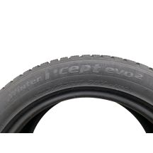 5. 2 x HANKOOK 215/55 R17 98V XL Winter I Cept evo2 Zima 6.8-7mm