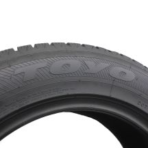4. 4 x TOYO 225/60 R17 99V SnowProx S953 Zima 2014 6,2-7mm