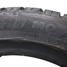 9. 4 x DUNLOP 235/45 R17 94H  SP Winter Sport 4D MO Zima 