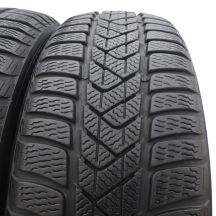 3. 2 x PIRELLI 205/60 R17 93H Winter Sottozero 3 BMW Zima 6-7mm 