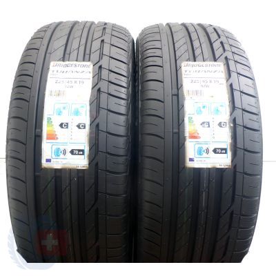 5. 4 x BRIDGESTONE 225/45 R19 92W Turanza T001 Lato 2016 
