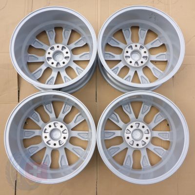 11. 4x Alufelgi 17 HYUNDAI 5x114,3 7J Et50 Kona i30 Santa Fe III / IV Tucson iX35 TPMS