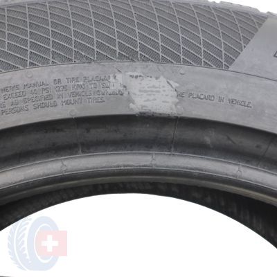 8. 2 x CONTINENTAL 205/60 R17 93H WinterContact TS850 P SUV 2017 Zima 7-7,5mm