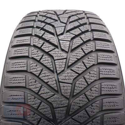 Opona 225/40 R19 1x YOKOHAMA 93W XL BluEarth Winter V905 zimowa 8mm 2024