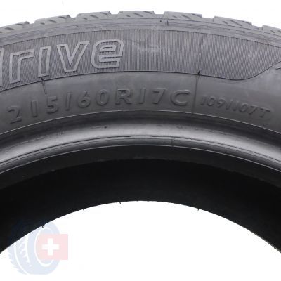 5. 4 x DUNLOP 215/60 R17C 109/107T Econodrive Lato DOT17 7,5-9mm