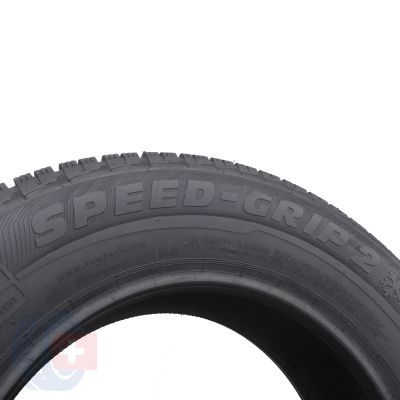 6. 2 x SEMPERIT 215/70 R16 100T Speed-Grip 2 SUV Zima 2016 