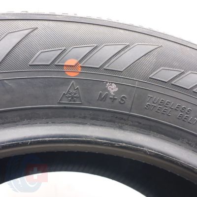 6. Opony 235/60 R17C 2x YOKOHAMA 117/115R Zimowe 2018/19
