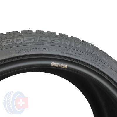6. 2 x NOKIAN 205/45 R17 88V XL Weatherproof Wielosezon 8mm 