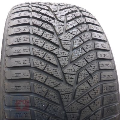 2. Opona 295/30 R22 1x YOKOHAMA 103V XL Blu Earth Winter V105 Zimowa 2022 