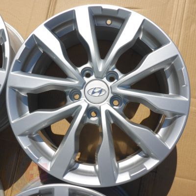 3. 4x Alufelgi 17 HYUNDAI 5x114,3 7J Et50 Kona i30 Santa Fe III / IV Tucson iX35