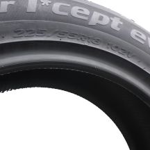 5. 1 x HANKOOK 225/55 R18 102V XL Winter I Cept Evo  Zima  2014