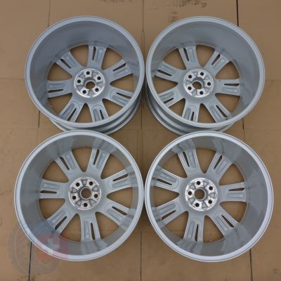 9. 4 x Alufelgi 20 Land Rover Ford Jaguar 5x108 8,5J Et45 Original Czujniki Focus IV F-Pace