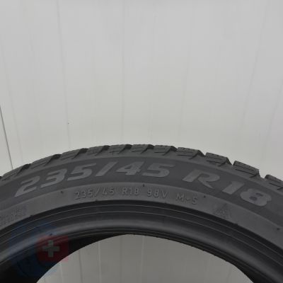 5. Opony 235/45 R18 2x PIRELLI 98V XL Sottozero 3 Winter PNCS T0 Elect Zimowe 2023, 2024 7mm