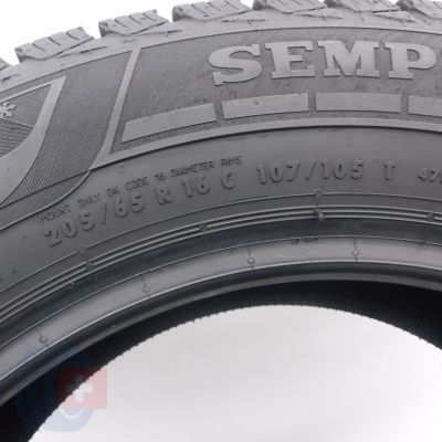 4. Opona 205/65 R16C 1x SEMPERIT 107/105T Van-Grip 3 Zimowa 2024 10mm
