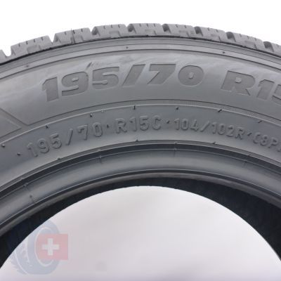 5. Opona 195/70 R15C 1x PIRELLI 104/102R  Carrier Winter Zimowa 2021 