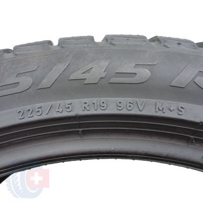 4. 1 szt. Opona Pirelli 225/45 R19 Zima Sottozero 3 96V XL 6,5mm!