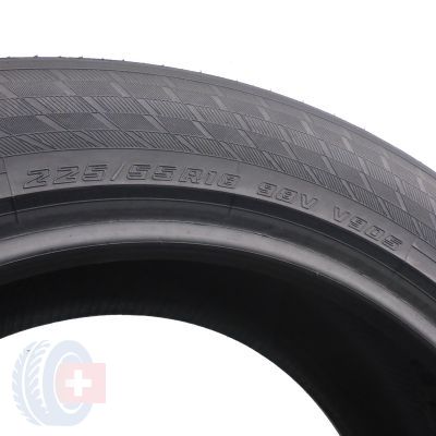 4. 1 x YOKOHAMA 225/55 R18 98V BluEarth Winter V905 Zima 7.5mm