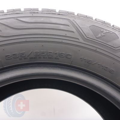 5. Opony 235/65 R16C 2x GOODYEAR 115/113S Vector 4Seasons Cargo Wielosezonowe 2022 6,5-6,6mm