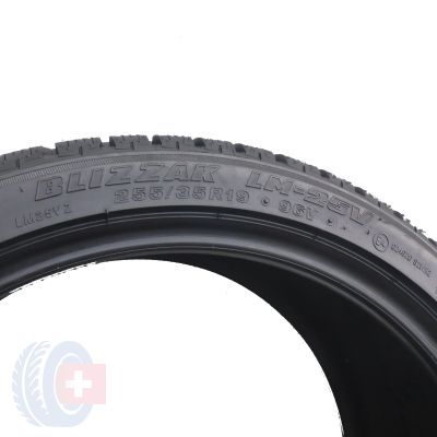 3. 1 x BRIDGESTONE  255/35 R19 96V XL Blizzak LM-25V Zima 8mm