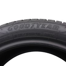 6. 2 x GOODYEAR 215/50 R18 92V UltraGrip Performance + Zima 8,8-9,2mm 2022