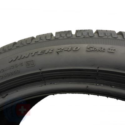 7. 2 x PIRELLI 295/35 R19100V N0 6.2mm Sottozero Winter  240 SerieII Zima